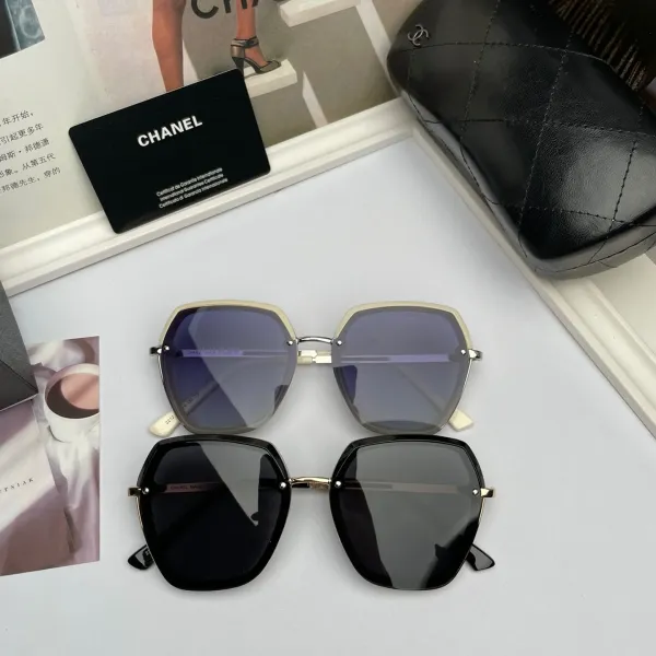 CHANEL (シャネル) サングラス