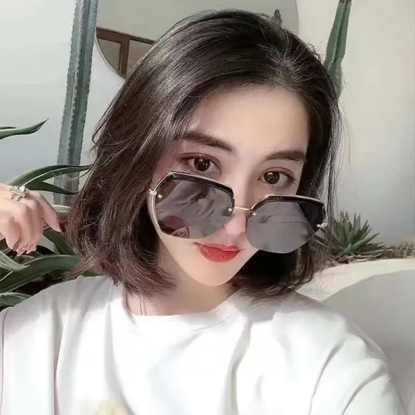 CHANEL (シャネル) サングラス