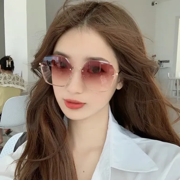 CHANEL (シャネル) サングラス