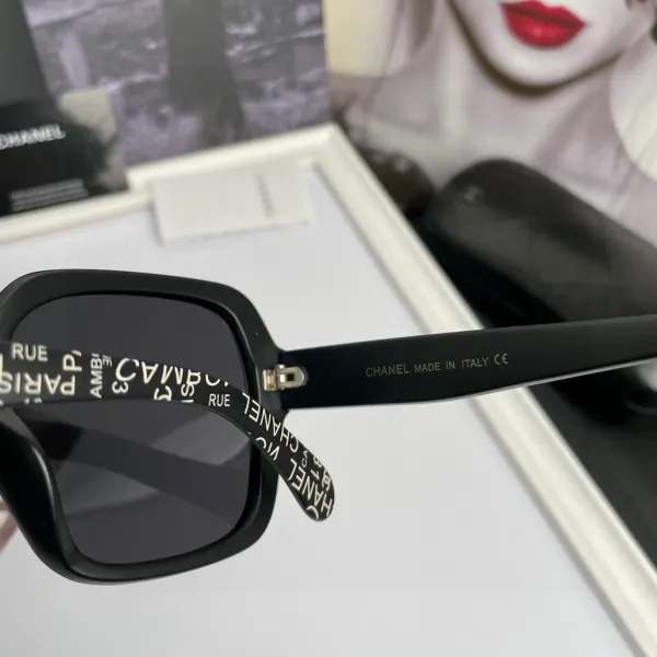 CHANEL( シャネル) サングラス