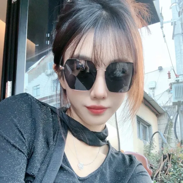 BURBERRY(バーバリー) サングラス  241014