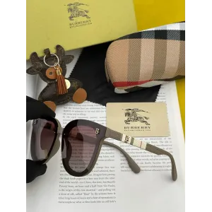 BURBERRY(バーバリー) サングラス