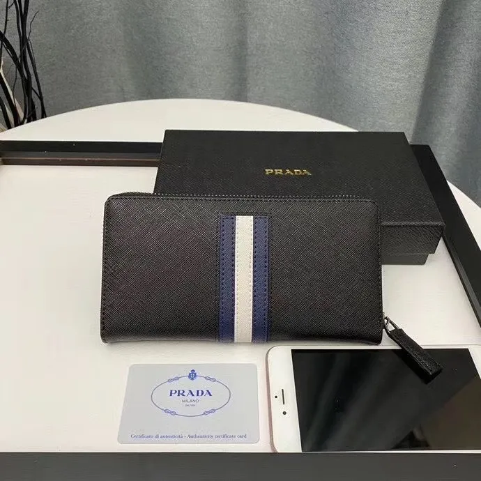 【2026】【PRADA  公式 旗艦店】プラダ  財布当日出荷 好評に付き再入荷！30*22*10CM