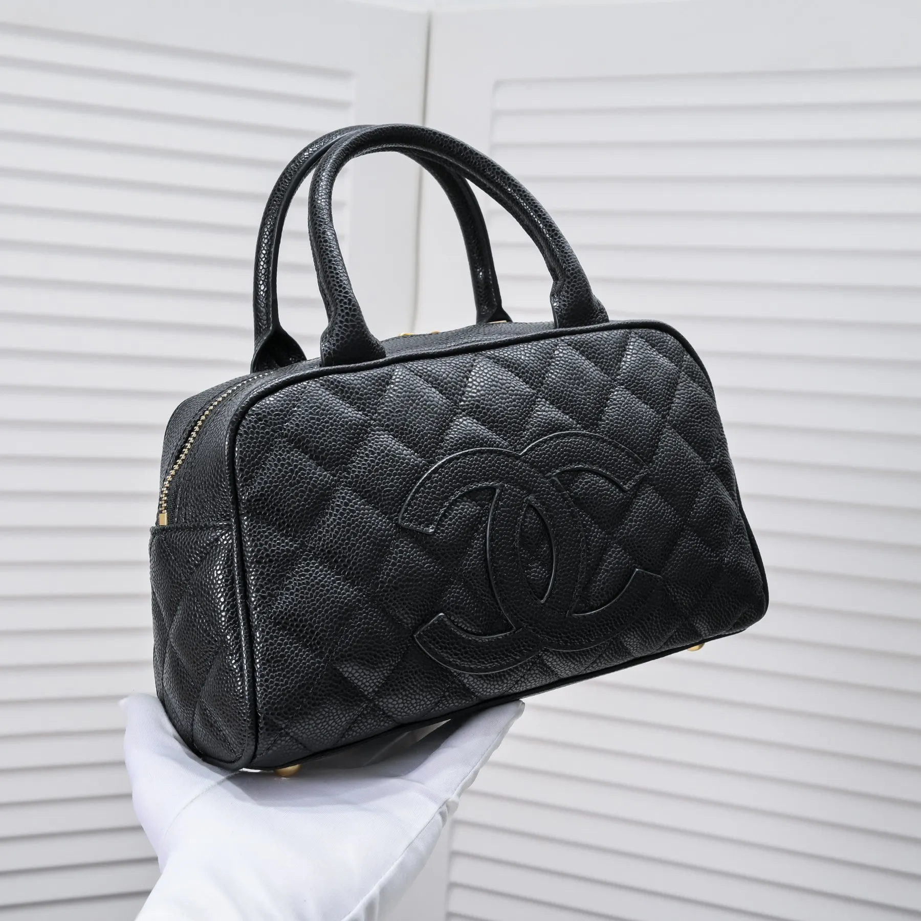 【2026】【CHANEL 公式旗艦店】シャネル   ハンドバッグ  当日出荷 好評に付き再入荷！25*14*9CM