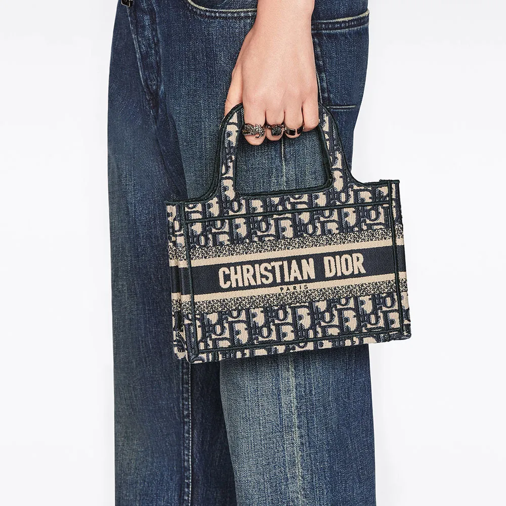 【2026】大人可愛い♪DIOR BOOK TOTEブックトート ミニバッグ オブリーク