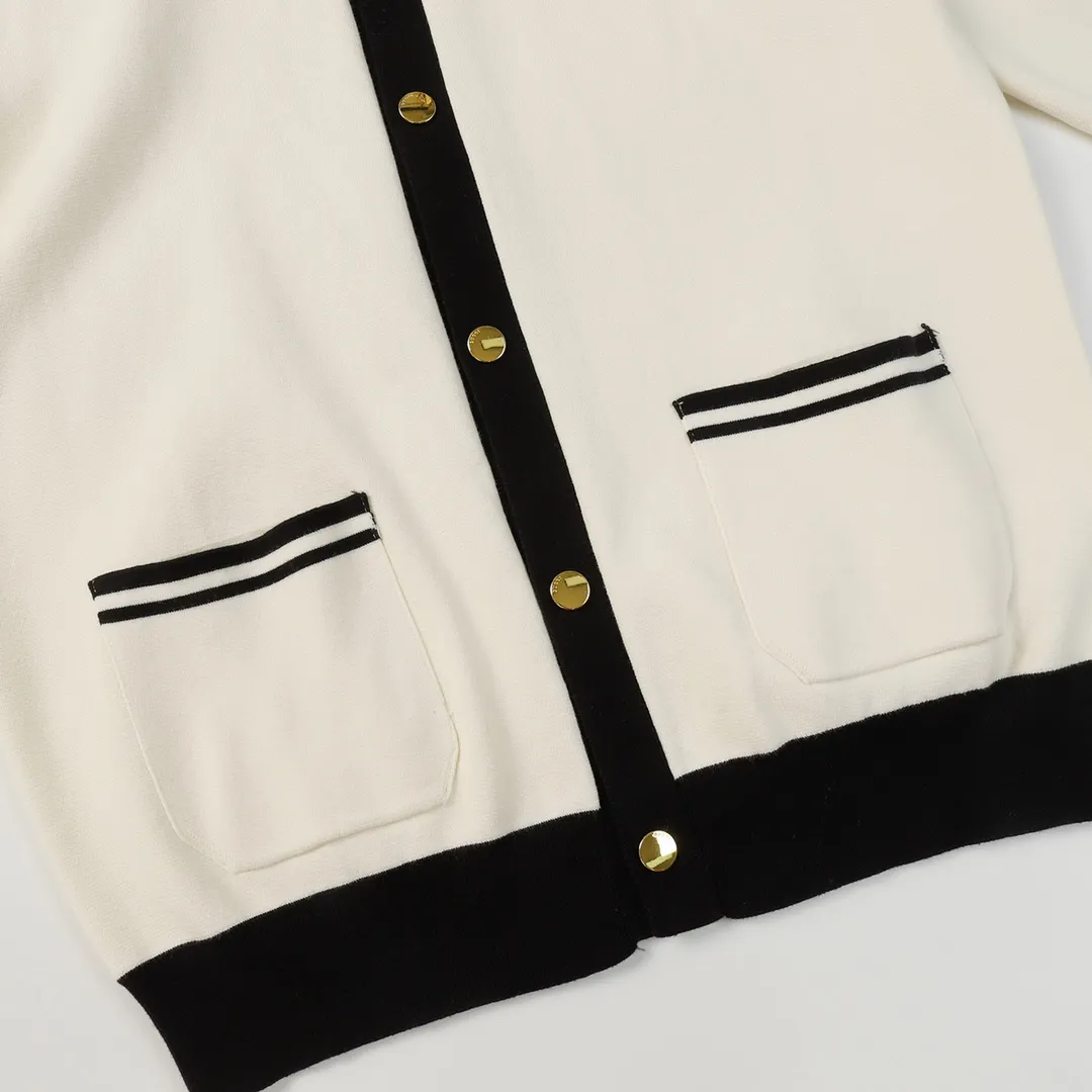【2026】【GUCCI 公式旗艦店】グッチ  セーター好評に付き再入荷！250108