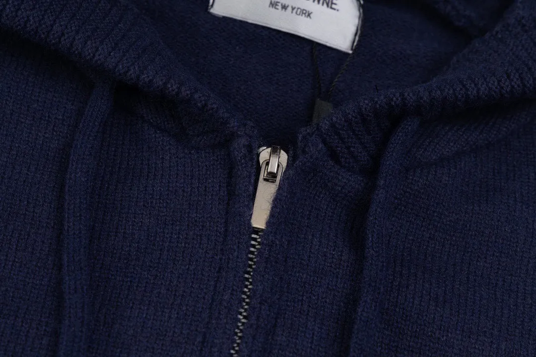【2026】【ThomBrowne   公式旗艦店】トムブラウン  セーター   ご好評に付き再入荷！241230