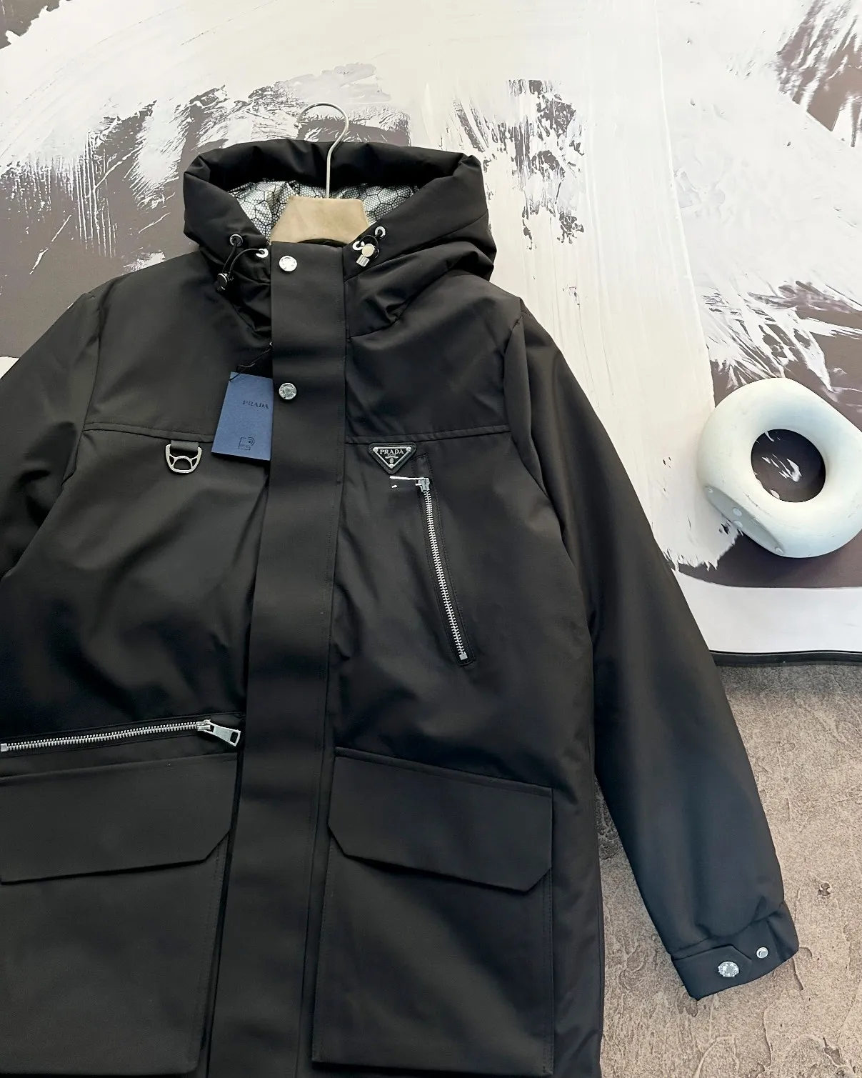 【2026】【PRADA  公式旗艦店】プラダ  ダウンジャケット好評に付き再入荷！241227