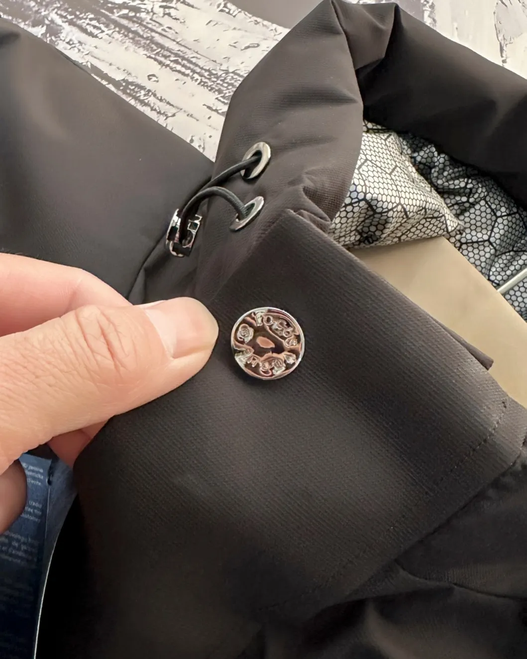 【2026】【PRADA  公式旗艦店】プラダ  ダウンジャケット好評に付き再入荷！241227