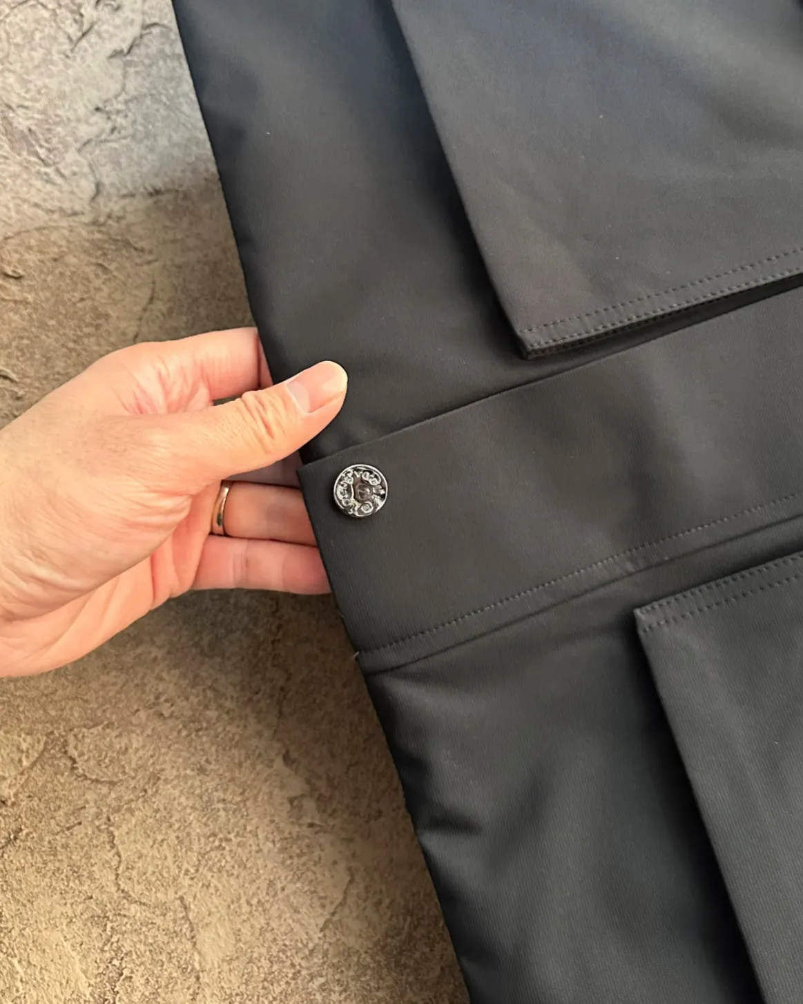 【2026】【PRADA  公式旗艦店】プラダ  ダウンジャケット好評に付き再入荷！241227