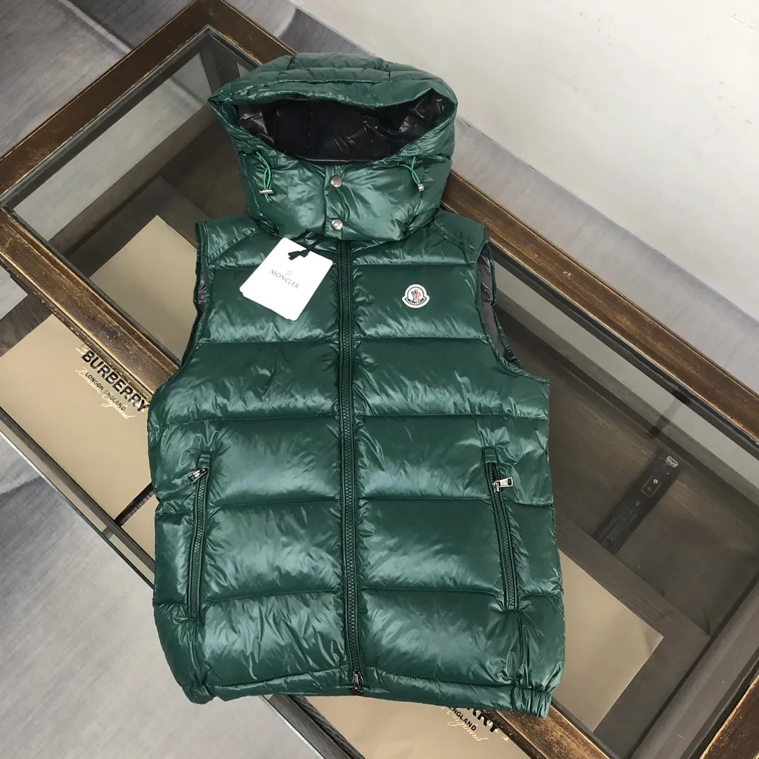 【2026】【MONCLER 公式旗艦店】モンクレール  ダウンベスト 好評に付き再入荷！ 241224