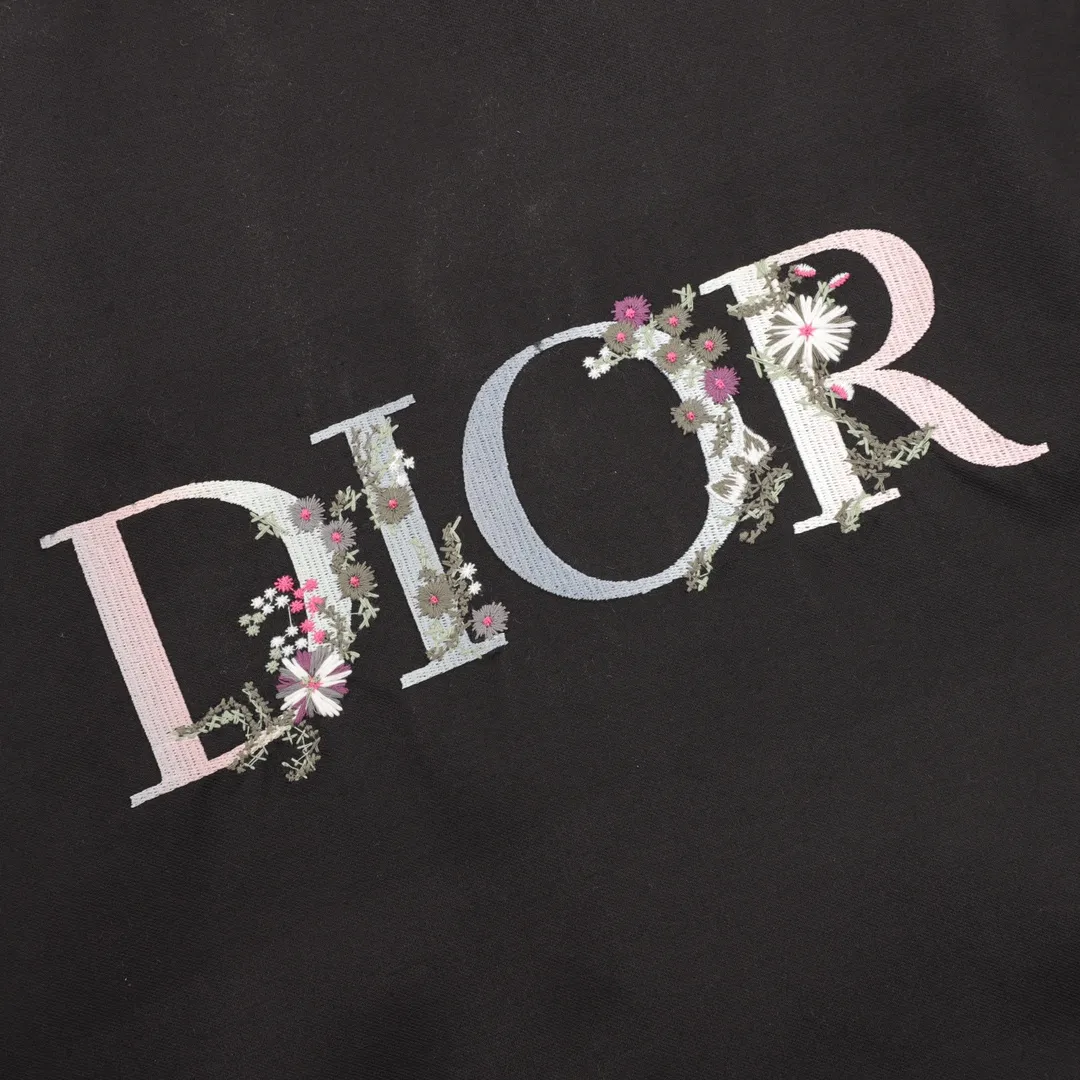 【2026】【DIOR  公式旗艦店】ディオール  ジャケット着 好評に付き再入荷！241223