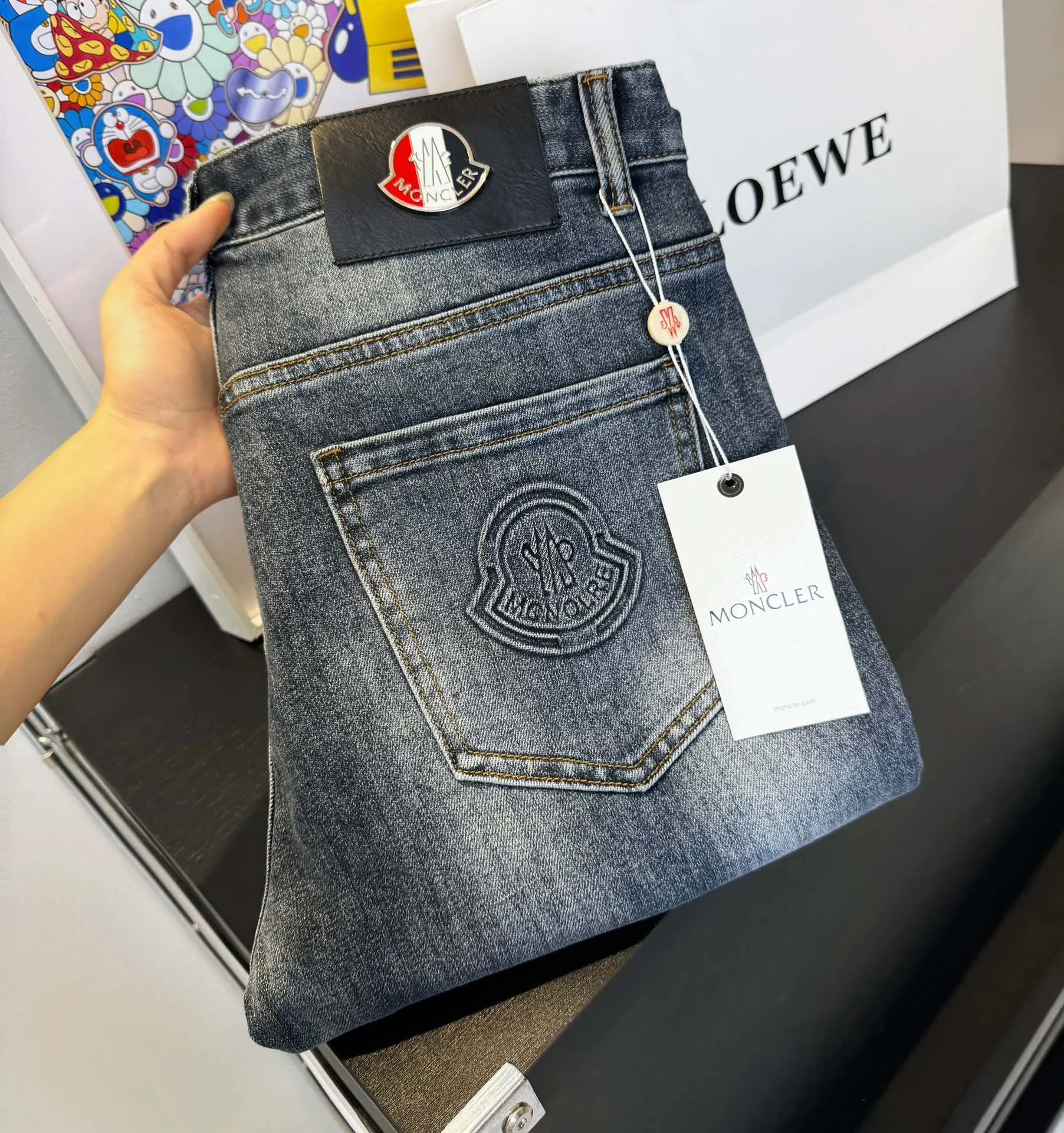 【2026】【MONCLER  公式旗艦店】モンクレール   ジーパン  ご好評に付き再入荷！ 241220