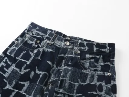 【2026】【FENDI  公式旗艦店】フェンディ  ジーパン  ご好評に付き再入荷！ 241220