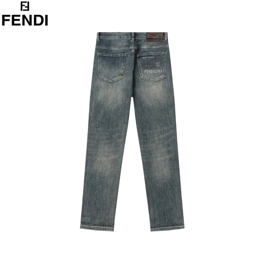 【2026】【FENDI  公式旗艦店】フェンディ ジーパン  ご好評に付き再入荷！ 241220
