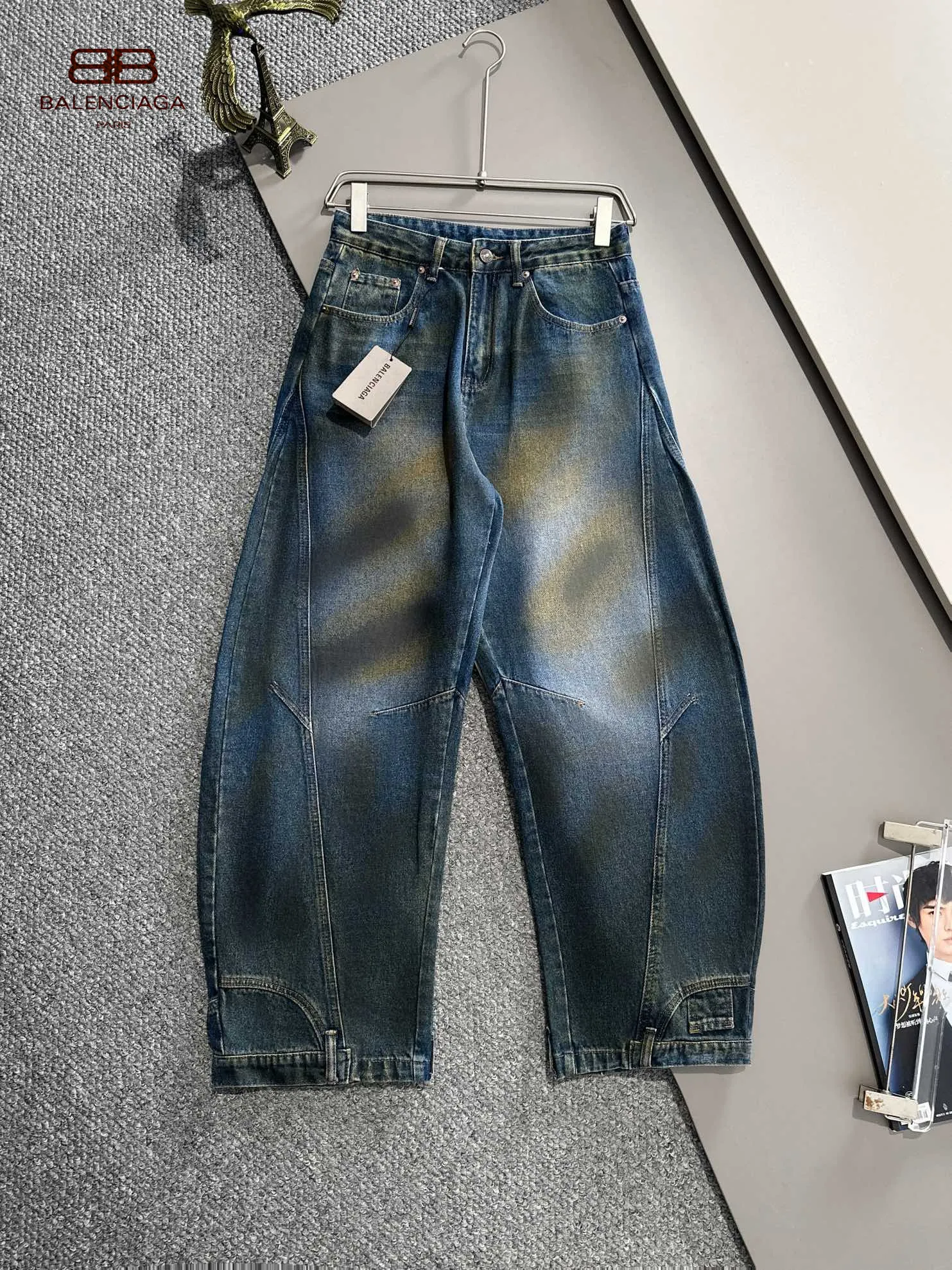 【2026】【BALENCIAGA  公式旗艦店】バレンシアガ   ジーパン  ご好評に付き再入荷！ 241219