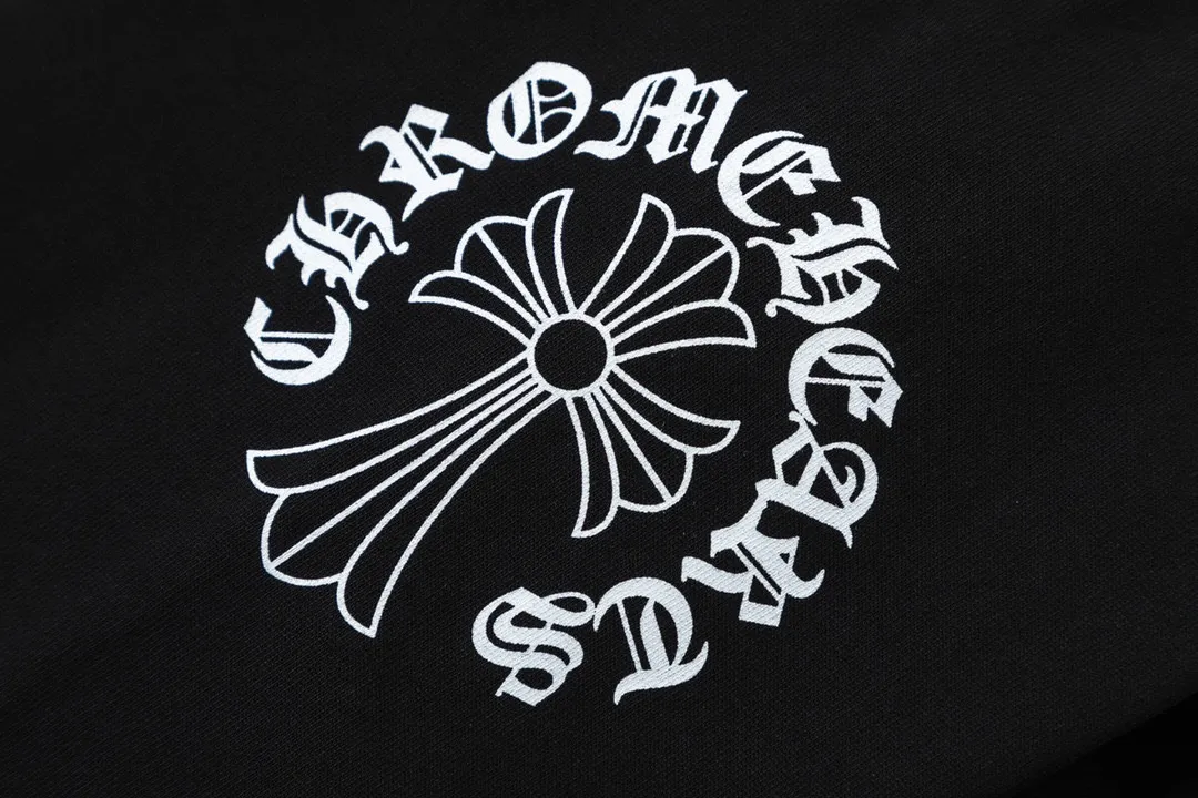 【2026】【CHROME HEARTS 公式旗艦店】クロムハーツ  丸首の衛衣  スウェットご好評に付き再入荷！241217