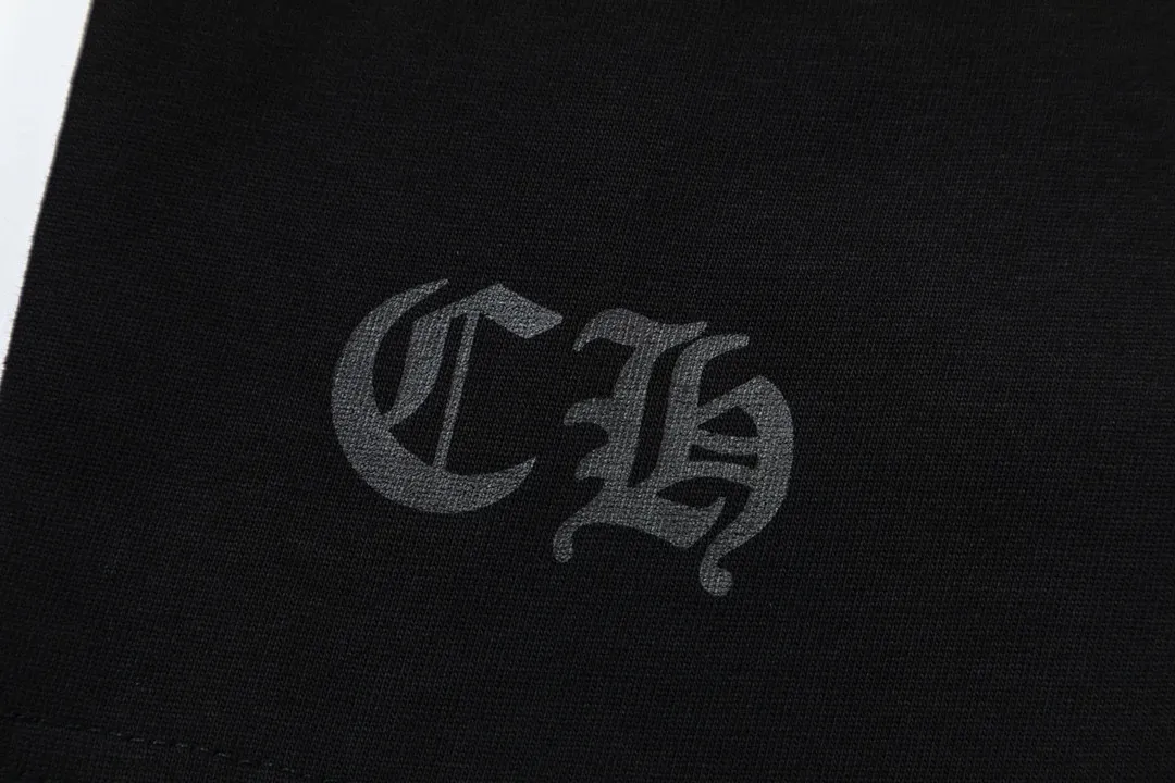 【2026】【CHROME HEARTS 公式旗艦店】クロムハーツ  丸首の衛衣  スウェットご好評に付き再入荷！241217
