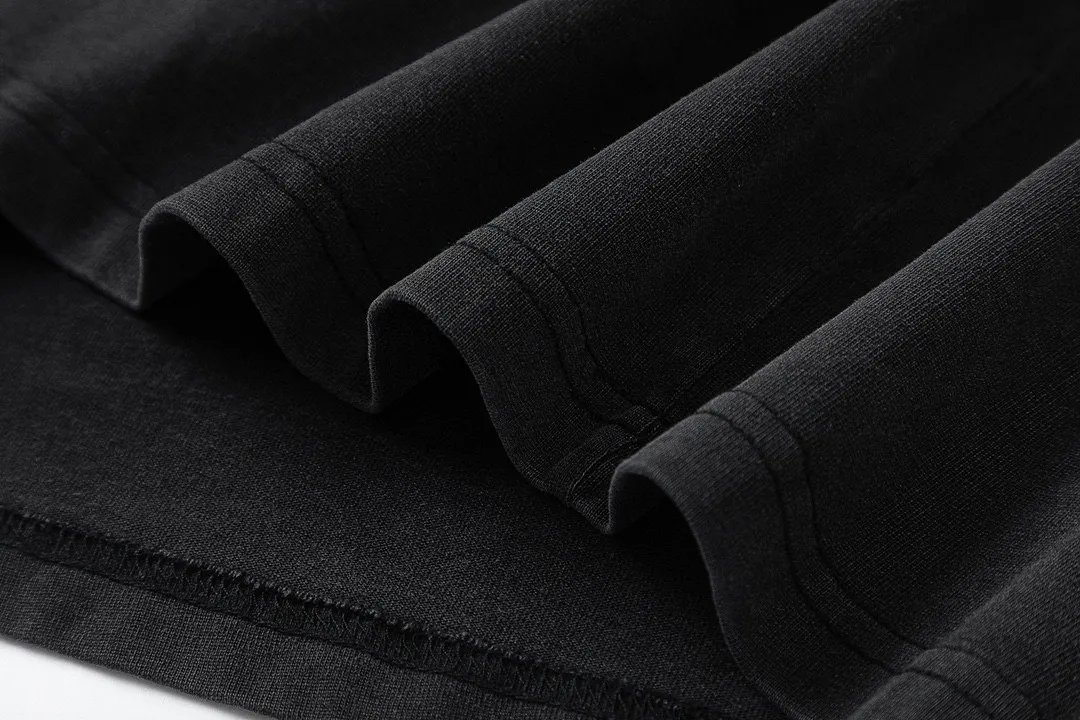【2026】【CHROME HEARTS 公式旗艦店】クロムハーツ  丸首の衛衣  スウェットご好評に付き再入荷！241217