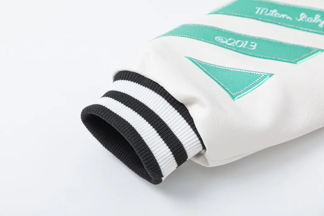 【2026】【OFF-WHITE  公式旗艦店】オフホワイト  野球着  ジャケット着ご好評に付き再入荷！241216