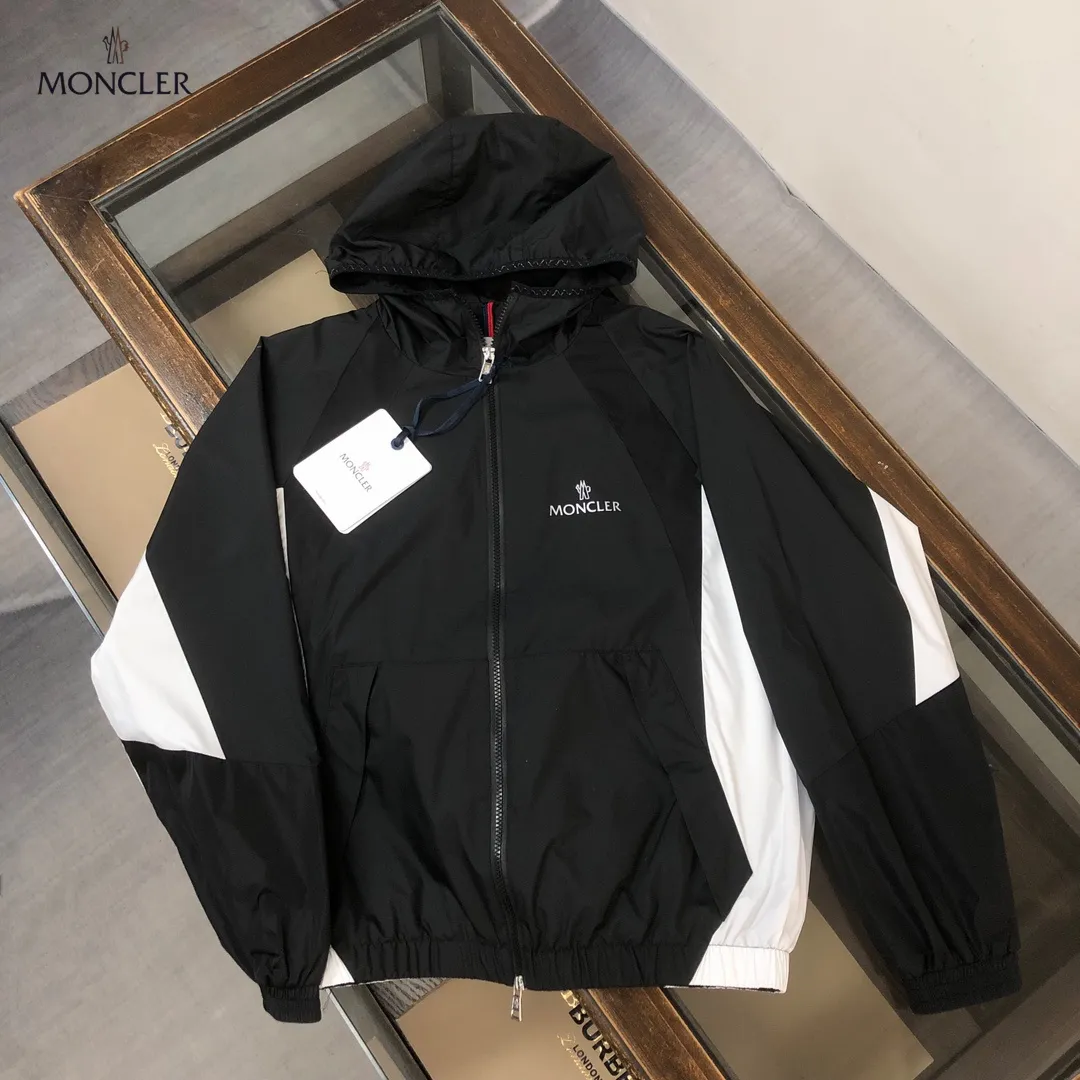 【2026】【MONCLER 公式旗艦店】 モンクレール  ジャケット着 ご好評に付き再入荷！241212