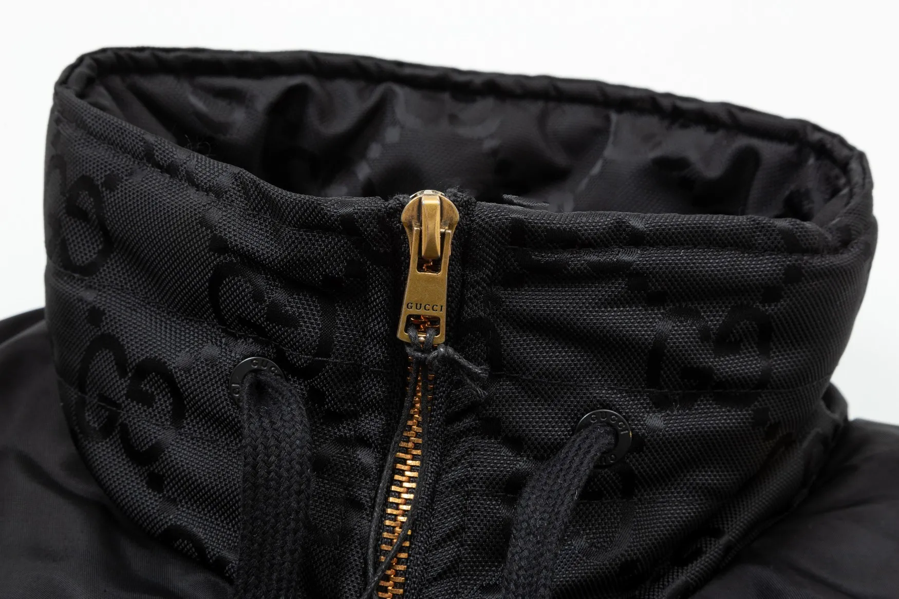 【2026】【GUCCI  公式旗艦店】グッチ  ジャケット着 好評に付き再入荷！241212