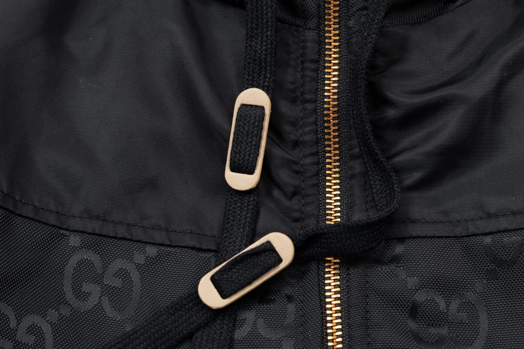 【2026】【GUCCI  公式旗艦店】グッチ  ジャケット着 好評に付き再入荷！241212