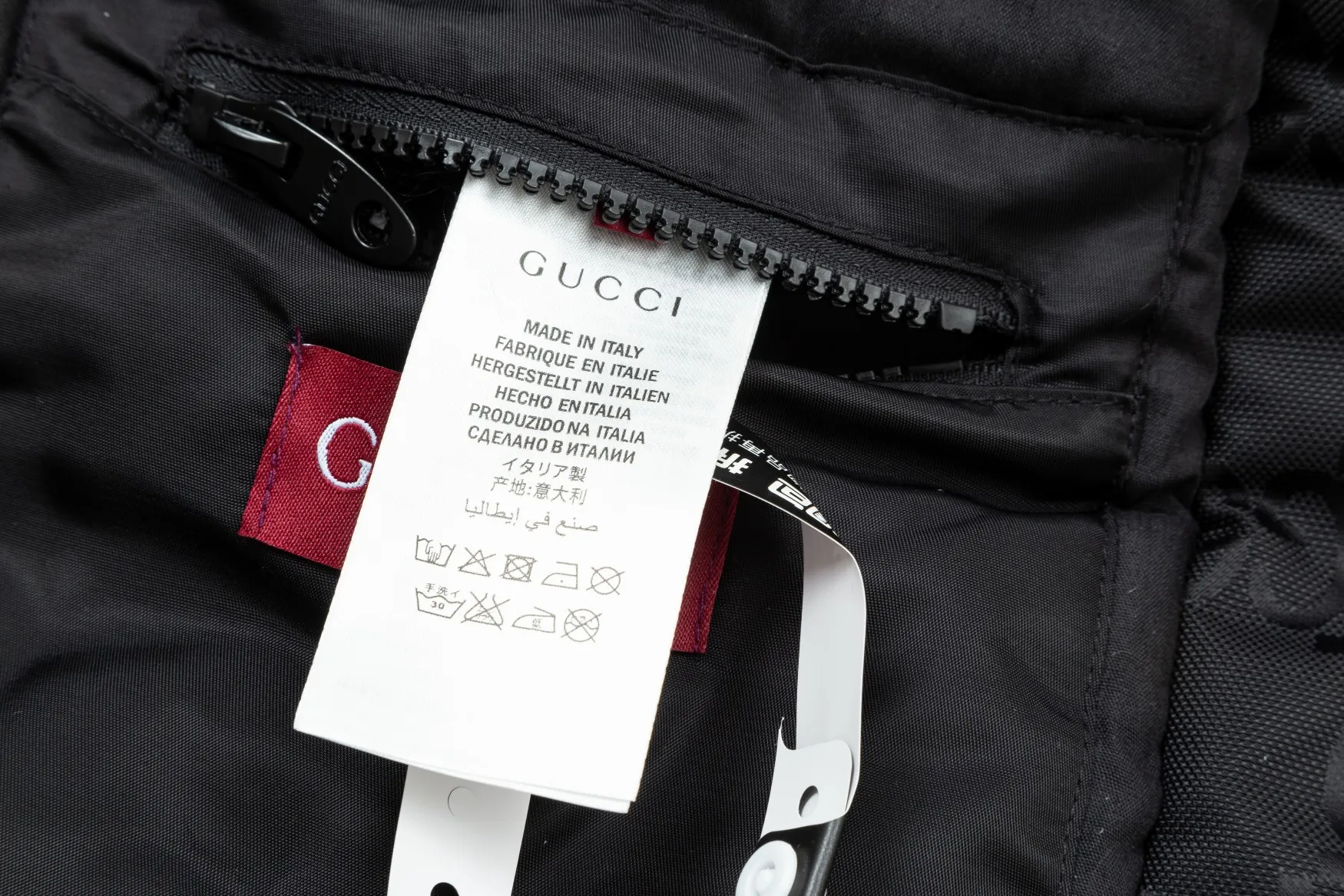 【2026】【GUCCI  公式旗艦店】グッチ  ジャケット着 好評に付き再入荷！241212