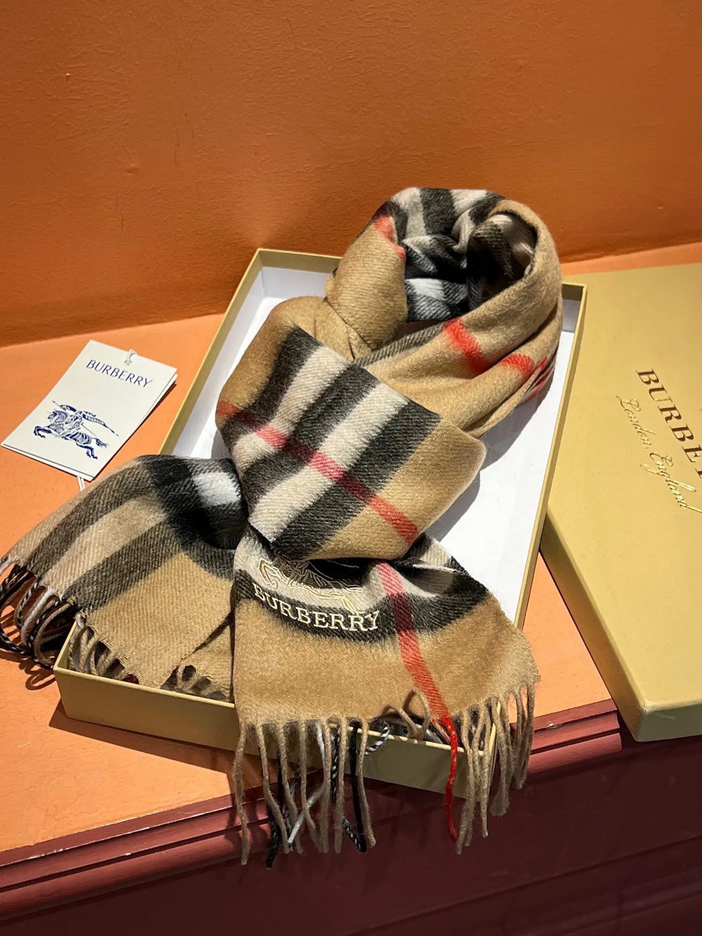 【2026】【BURBERRY  バーバリー】スカーフ30*180CM  241209