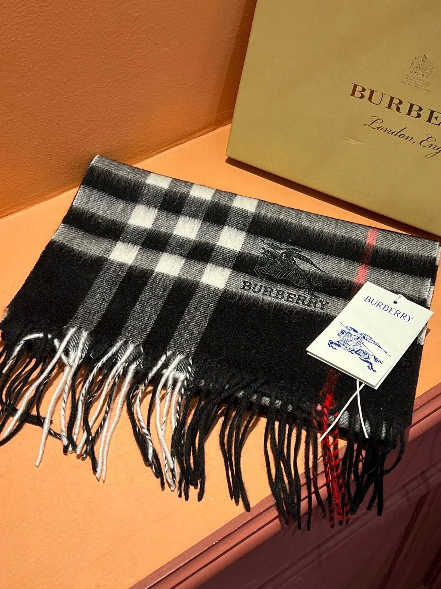 【2026】【BURBERRY  バーバリー】スカーフ30*180CM  241209