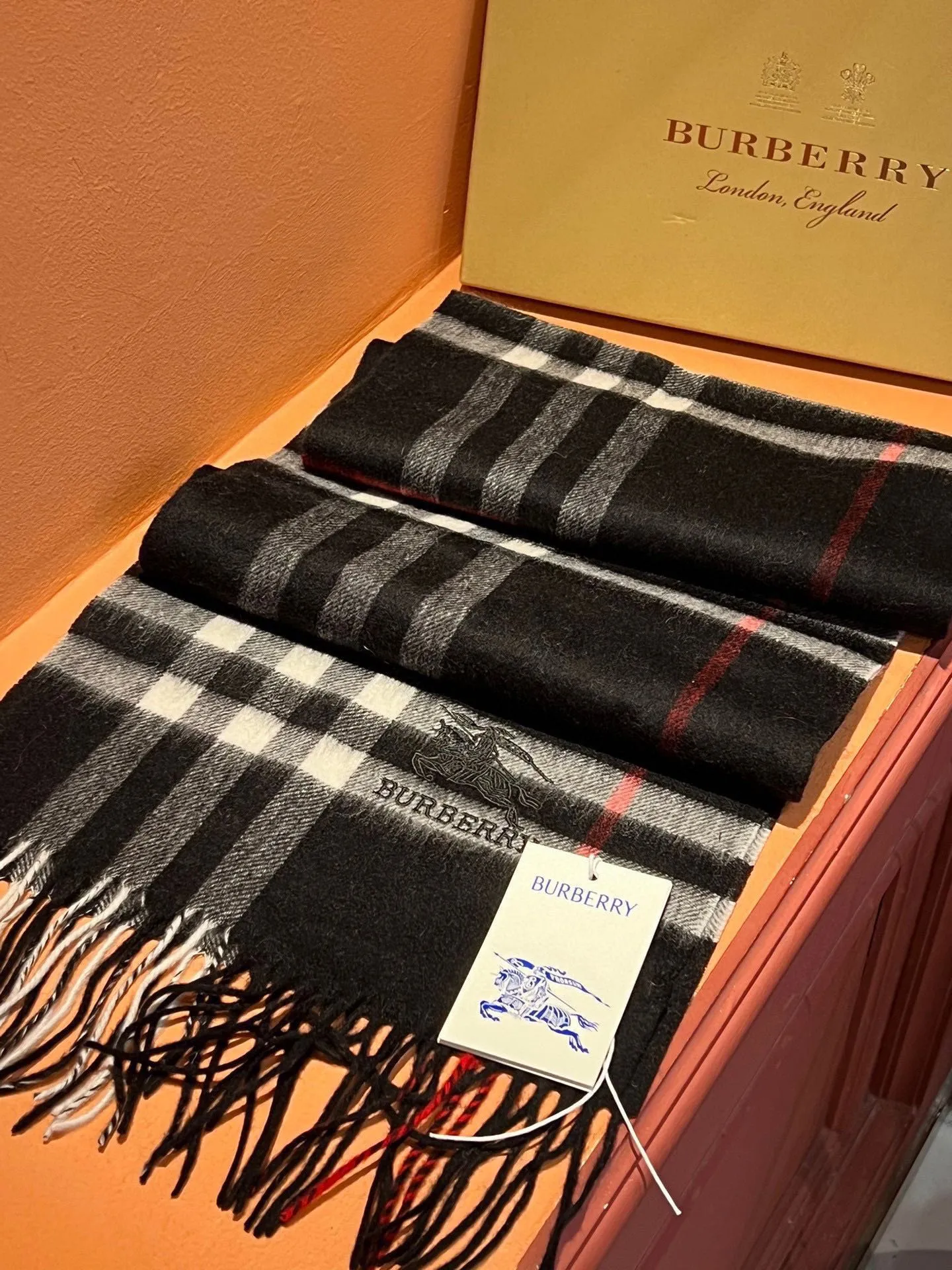 【2026】【BURBERRY  バーバリー】スカーフ30*180CM  241209