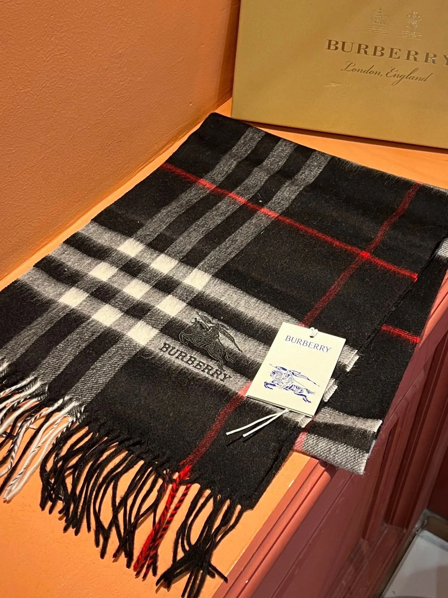 【2026】【BURBERRY  バーバリー】スカーフ30*180CM  241209
