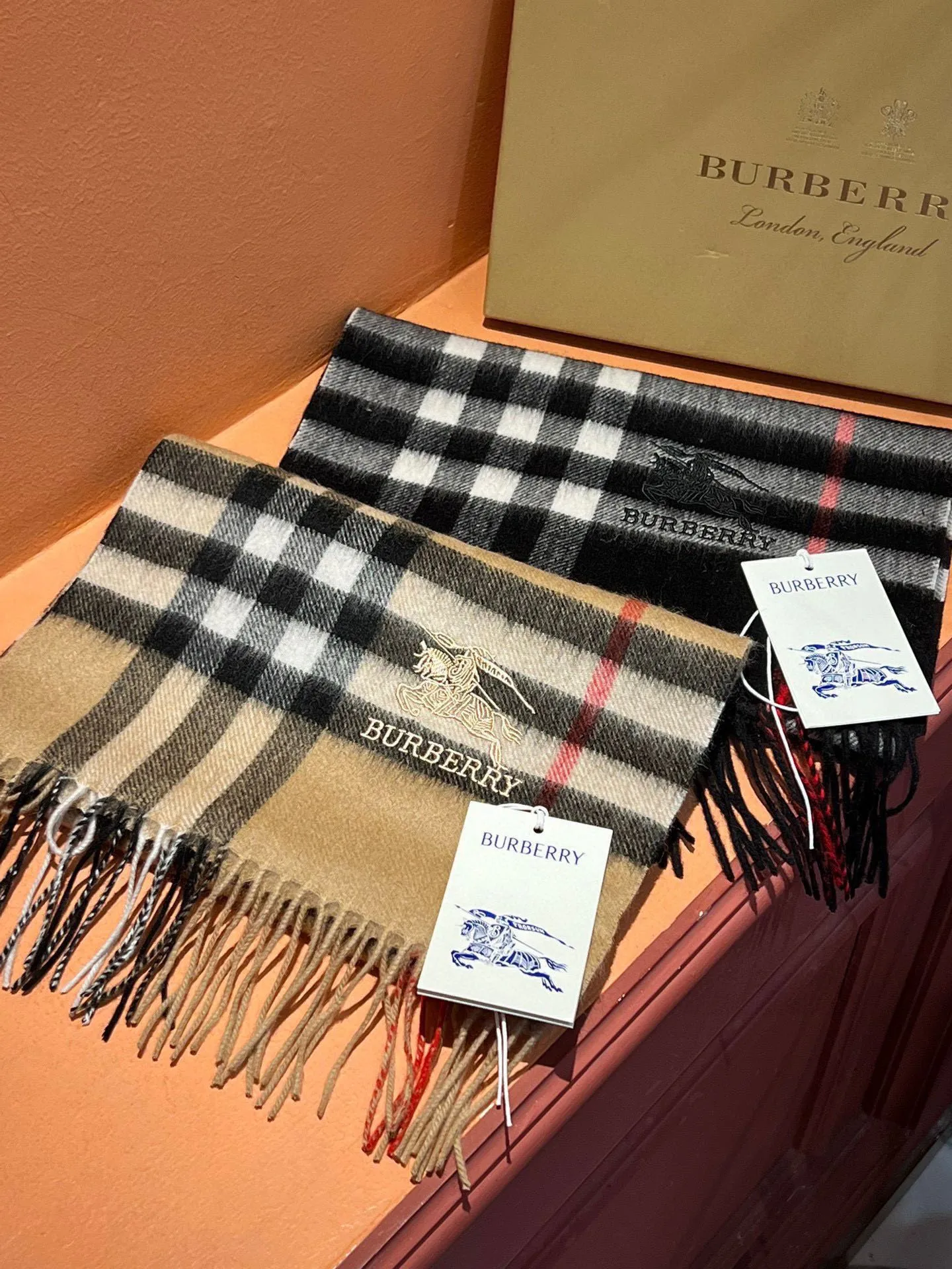 【2026】【BURBERRY  バーバリー】スカーフ30*180CM  241209