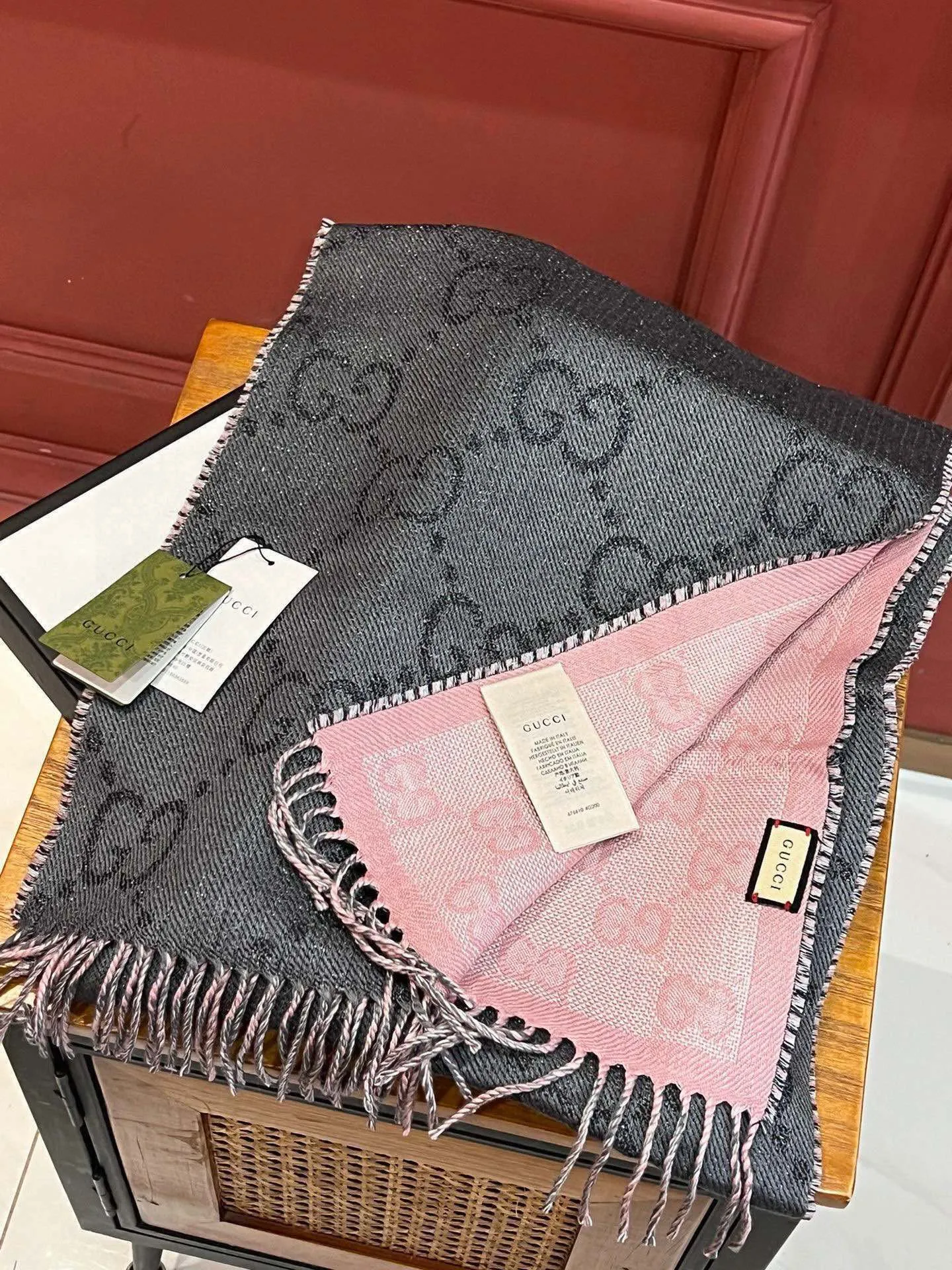 【2026】【GUCCI グッチ】スカーフ  34*194CM  241209