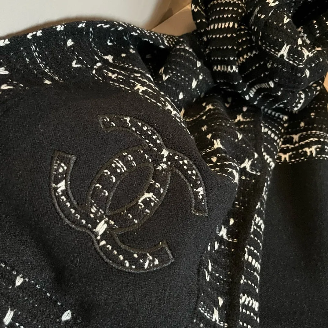 【2026】【CHANEL  シャネル 】スカーフ30*180CM  241209