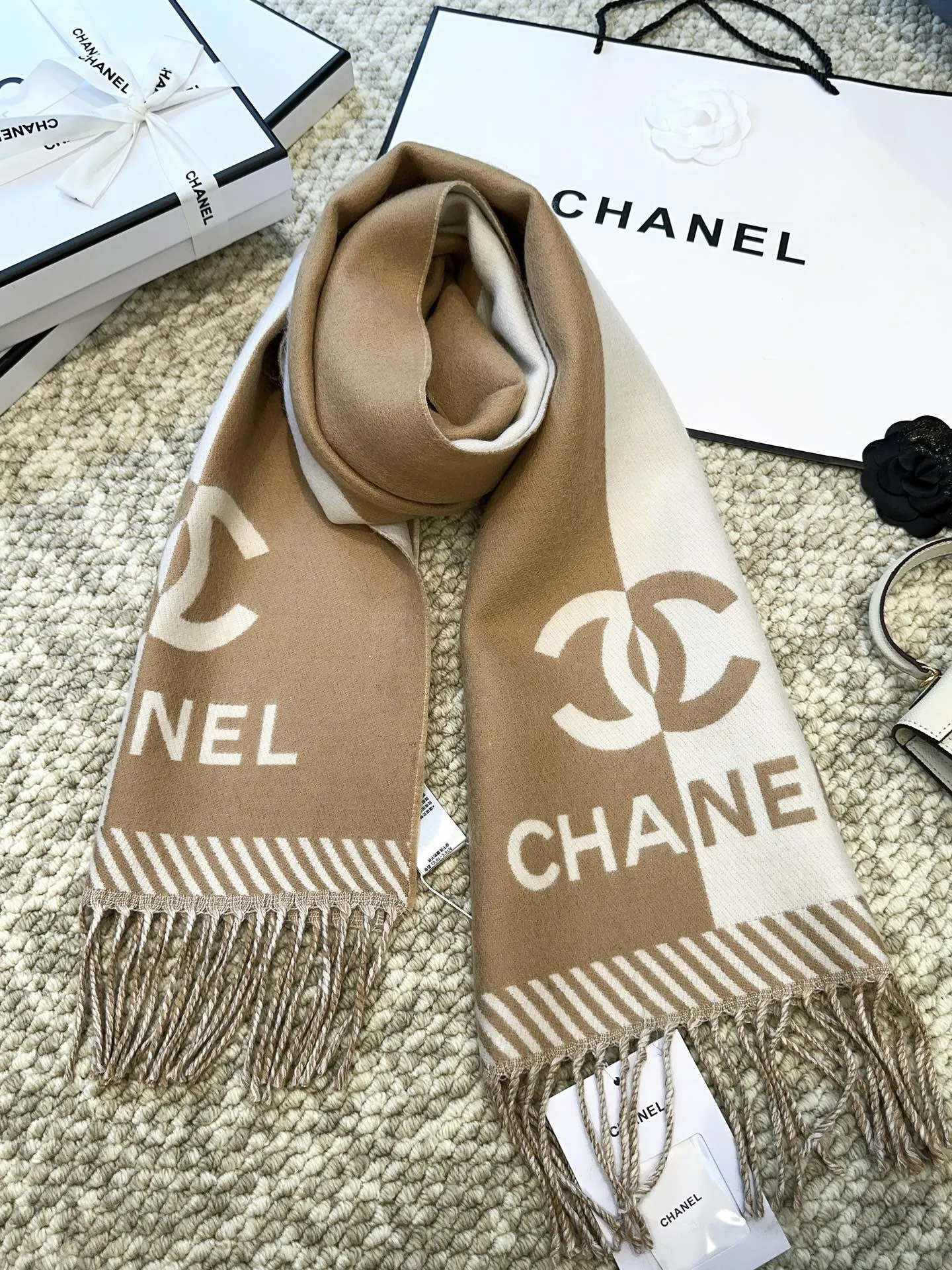 【2026】【CHANEL  シャネル 】スカーフ184*34CM  241209