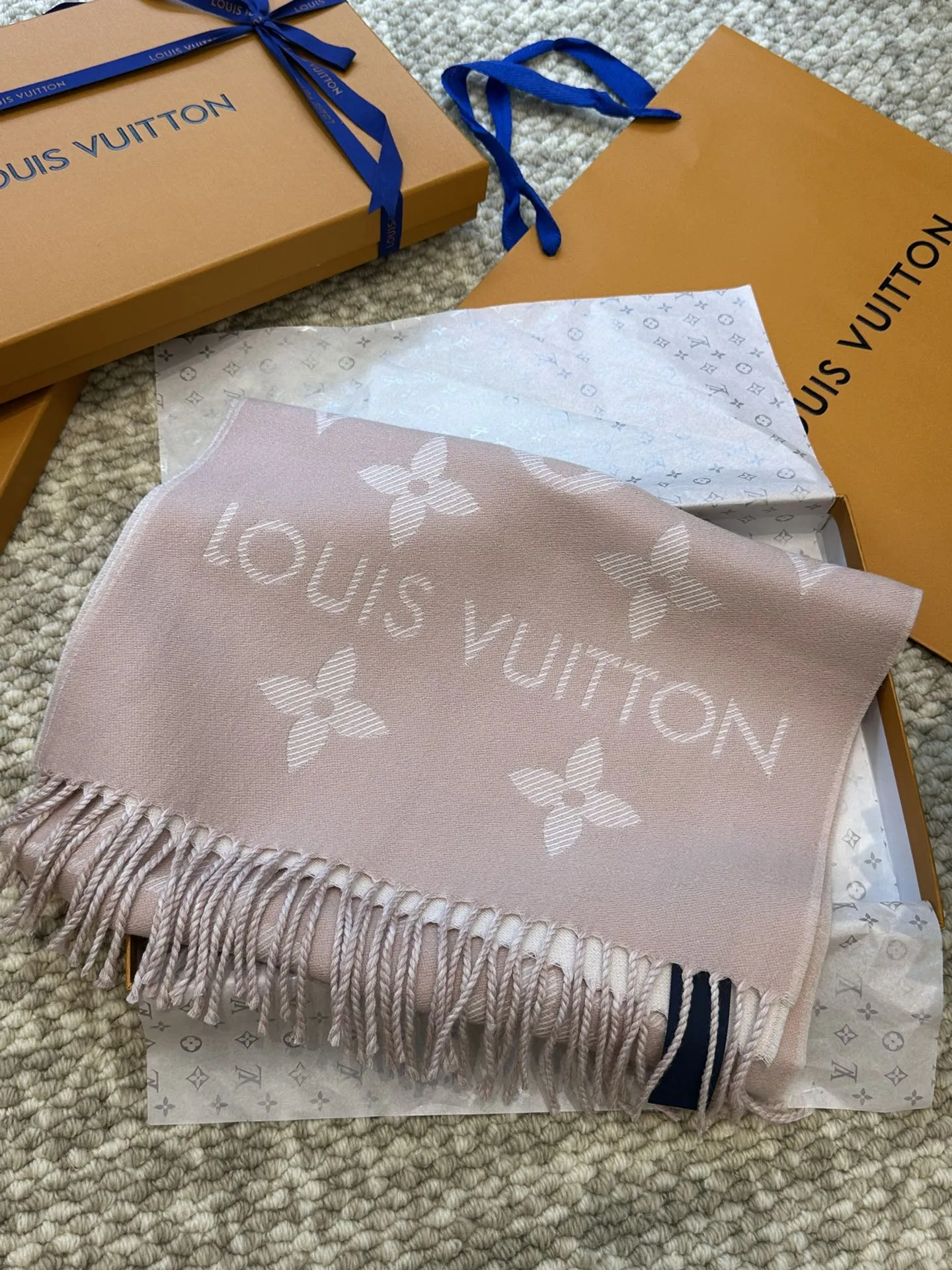 【2026】LV【LOUIS VUITTON   ルイヴィトン】スカーフ 186*34CM   241207