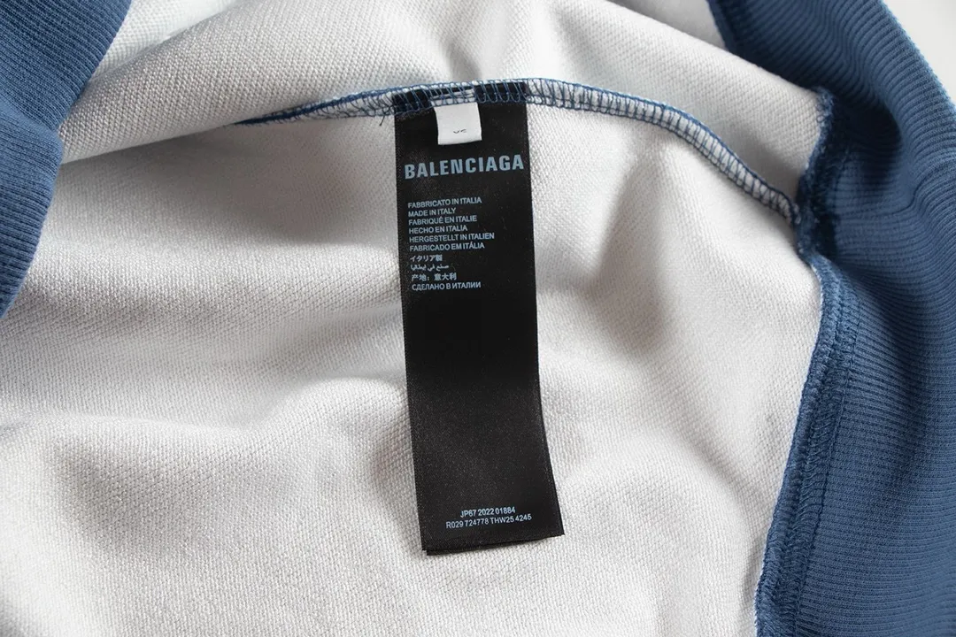 【2026】【BALENCIAGA 公式旗艦店】バレンシアガ パーカー スウェット ご好評に付き再入荷！241127