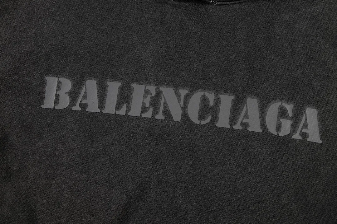 【2026】【BALENCIAGA 公式旗艦店】バレンシアガ パーカースウェット ご好評に付き再入荷！241127