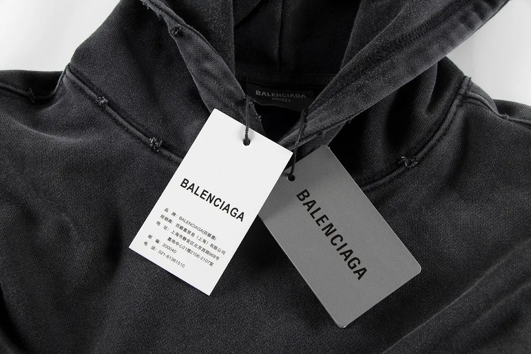【2026】【BALENCIAGA 公式旗艦店】バレンシアガ パーカースウェット ご好評に付き再入荷！241127