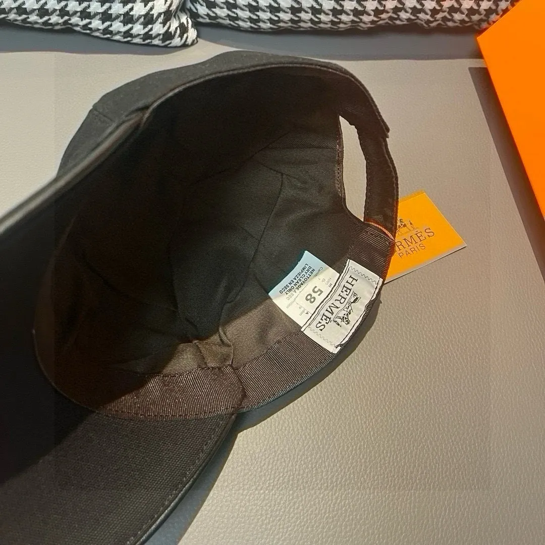 【2026】【HERMES  エルメス 】【数量限定】 野球帽 / ハット  241126