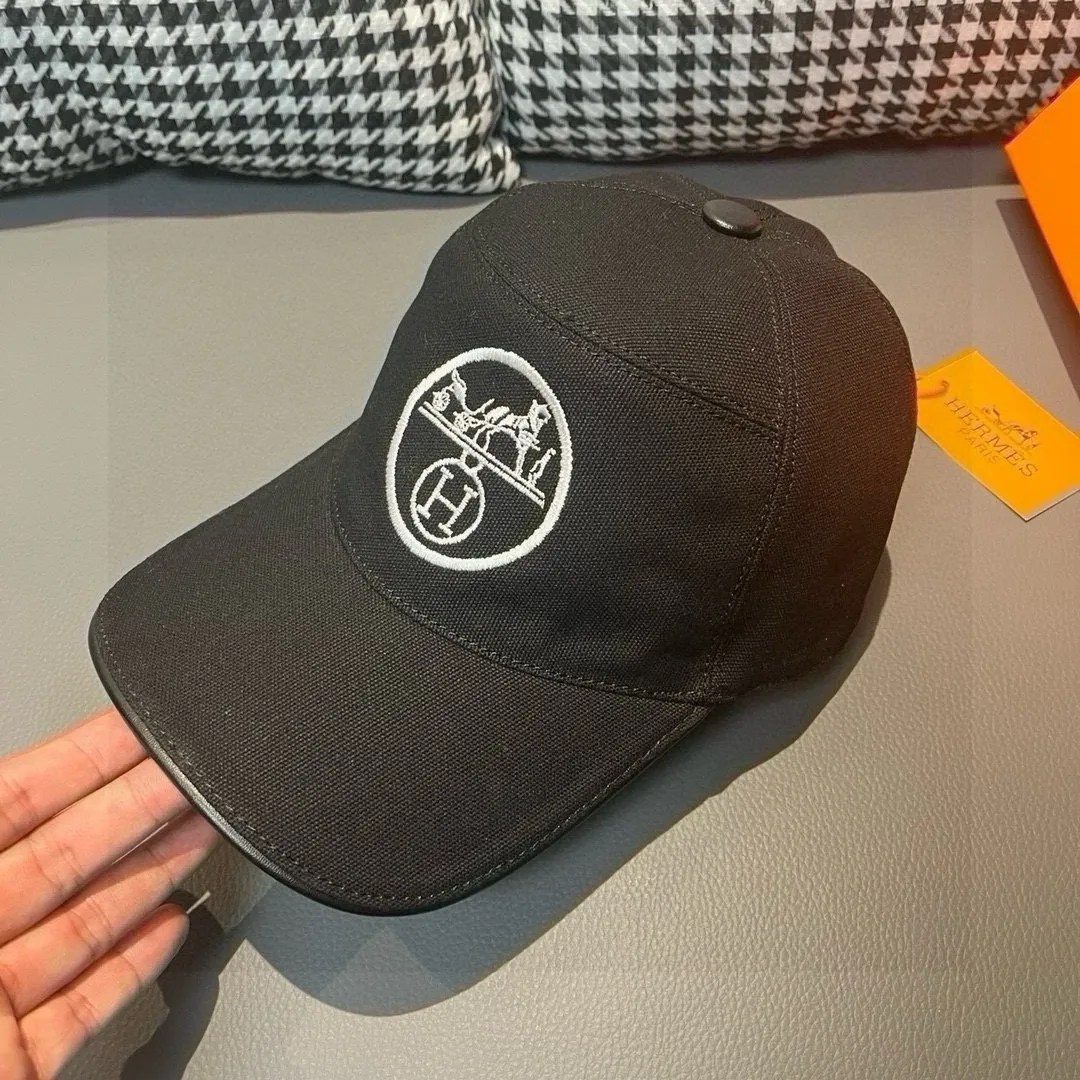 【2026】【HERMES  エルメス 】【数量限定】 野球帽 / ハット  241126