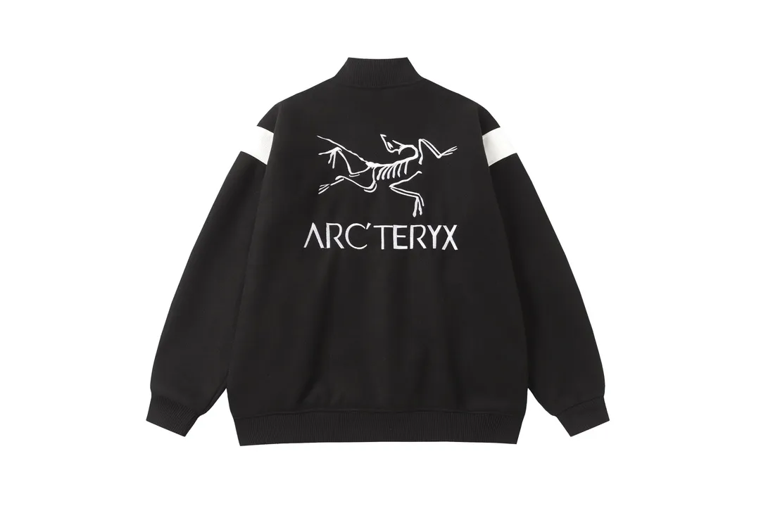 【2026】【ARCTERYX  公式旗艦店】アークテリクス  ジャケット着  スウェット ご好評に付き再入荷！241123