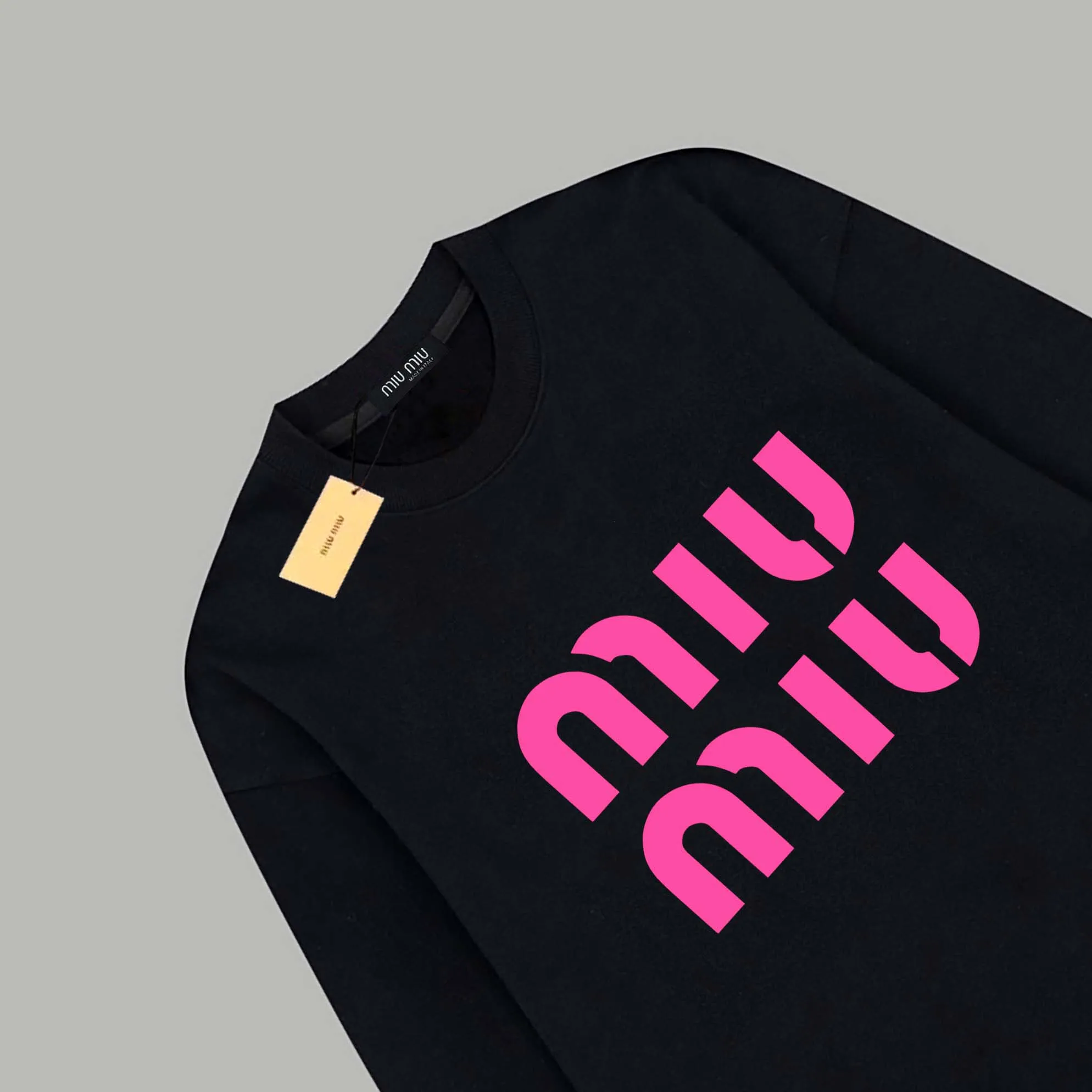 【2026】【Miumiu 公式旗艦店】ミュウミュウ  丸首の衛衣 スウェット ご好評に付き再入荷！241122