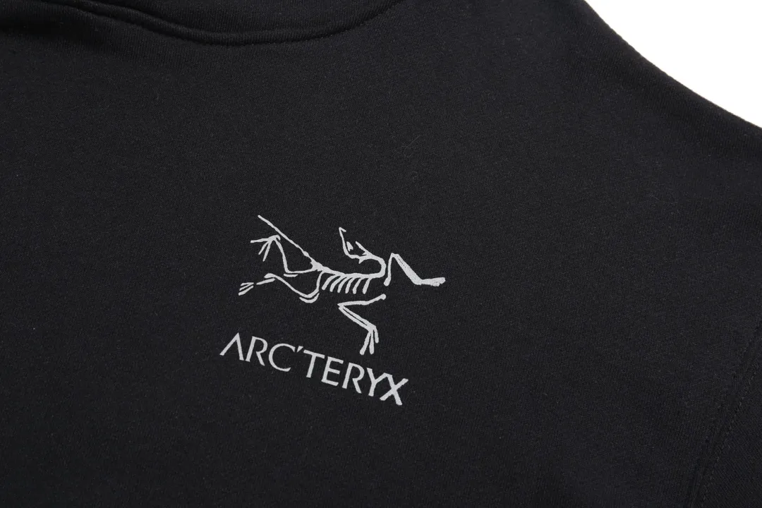 【2026】【ARCTERYX 公式旗艦店】アークテリクス  パーカー  スウェット ご好評に付き再入荷！241121