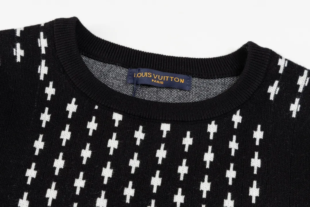 【2026】LV【LOUIS VUITTON 公式旗艦店】ルイヴィトン  セーター好評に付き再入荷！241115
