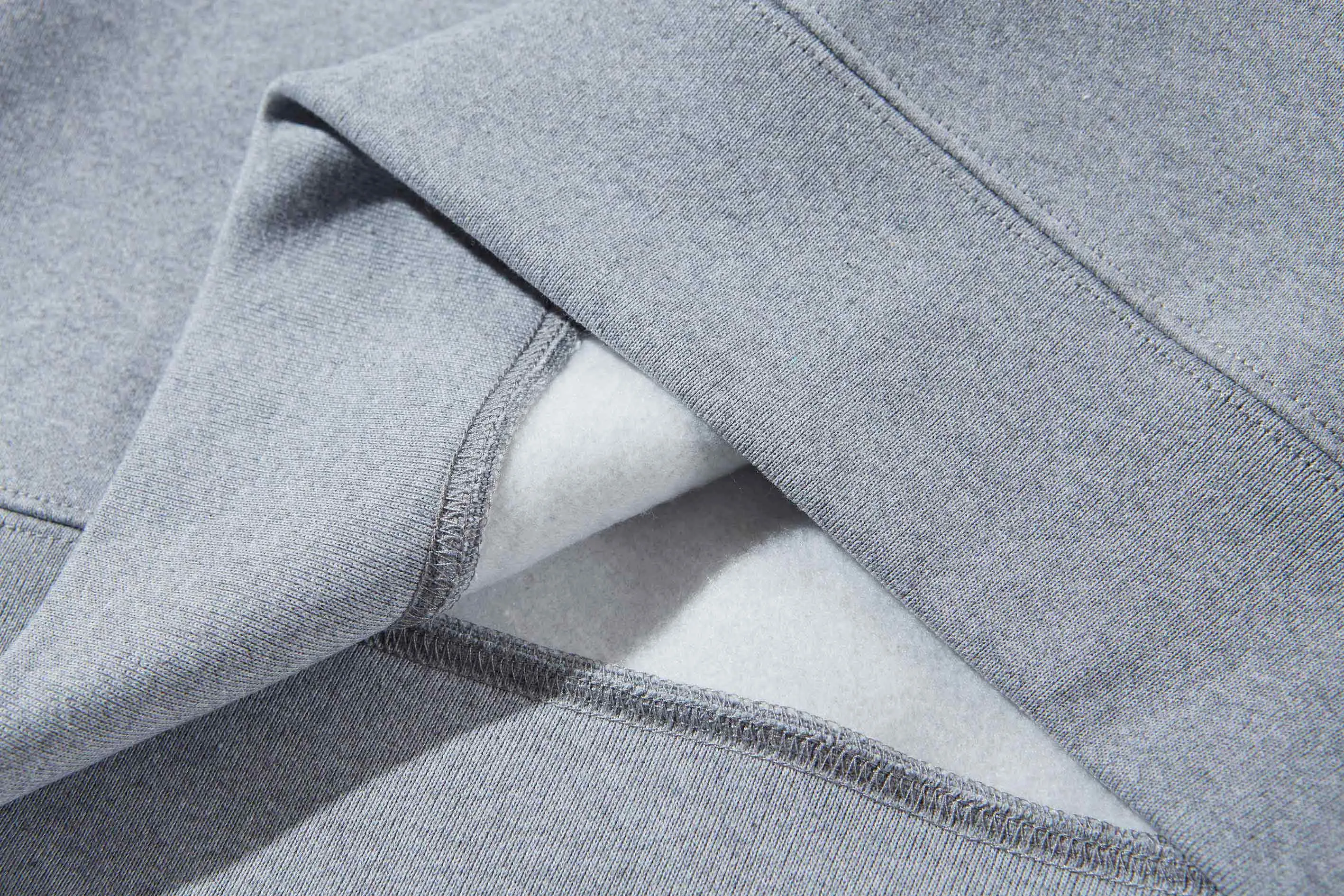 【2026】【Supreme  公式旗艦店】 丸首の衛衣  スウェットご好評に付き再入荷！241115