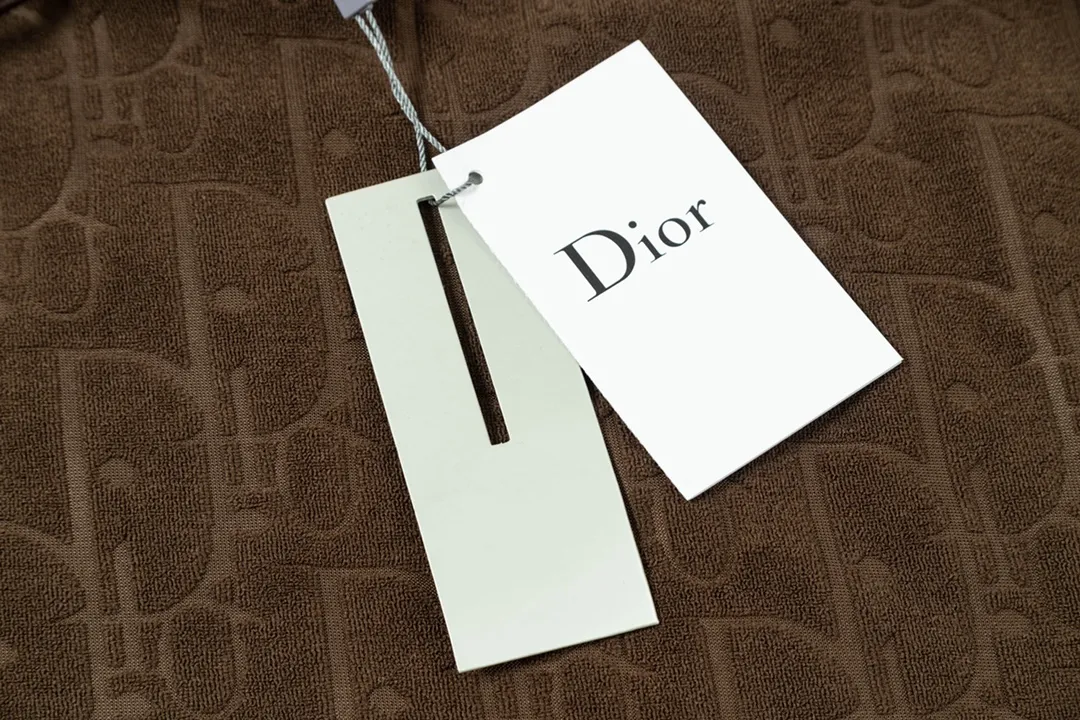 【2026】【DIOR  公式旗艦店】ディオール  パーカー  ご好評に付き再入荷   241114