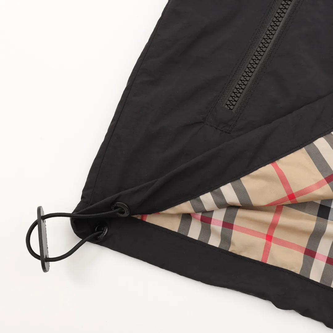 【2026】【BURBERRY  公式旗艦店】バーバリー   ジャケット着 好評に付き再入荷！241112