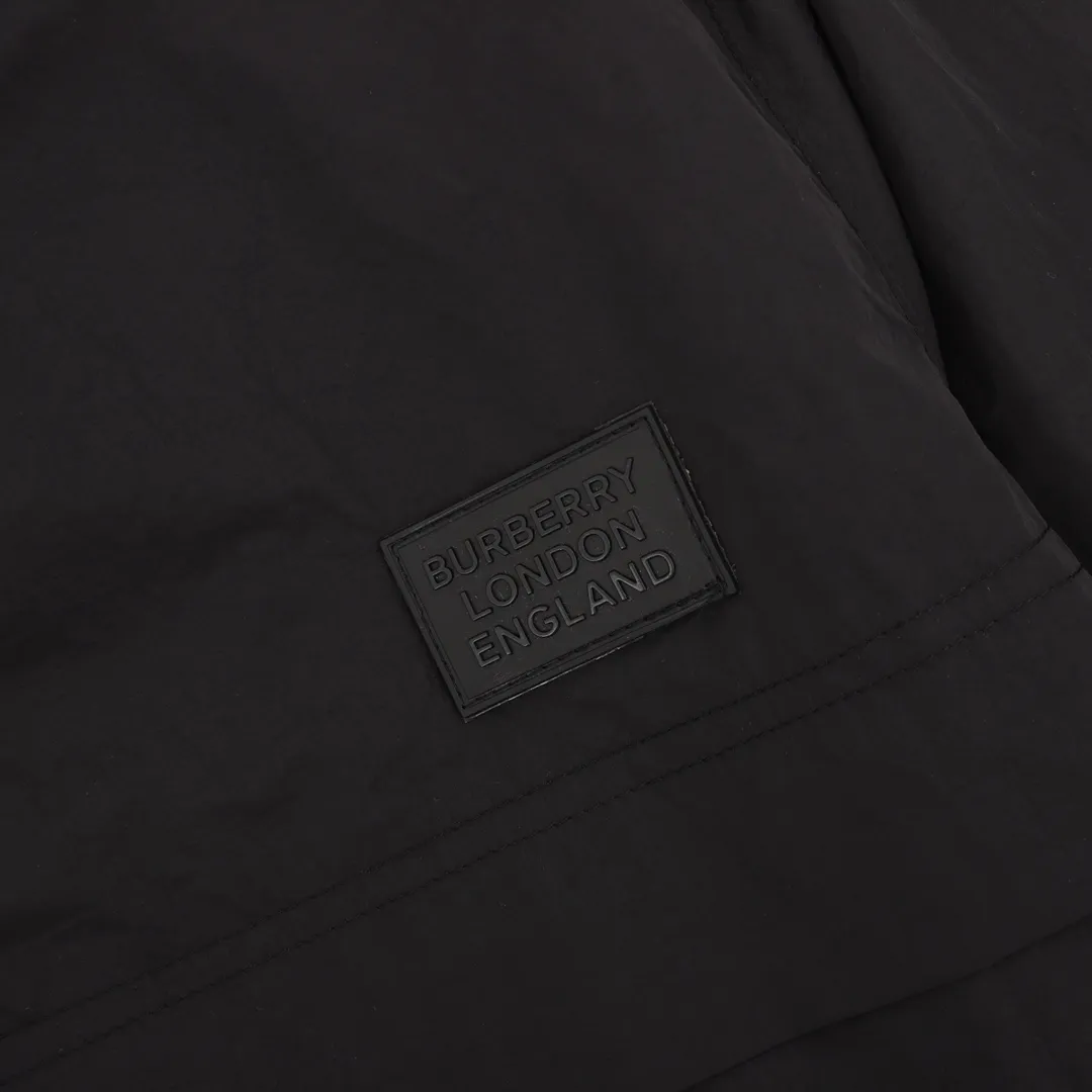 【2026】【BURBERRY  公式旗艦店】バーバリー   ジャケット着 好評に付き再入荷！241112